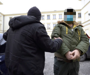 Gromadzili dane osobowe. Wykorzystywali je do popełniania przestępstw