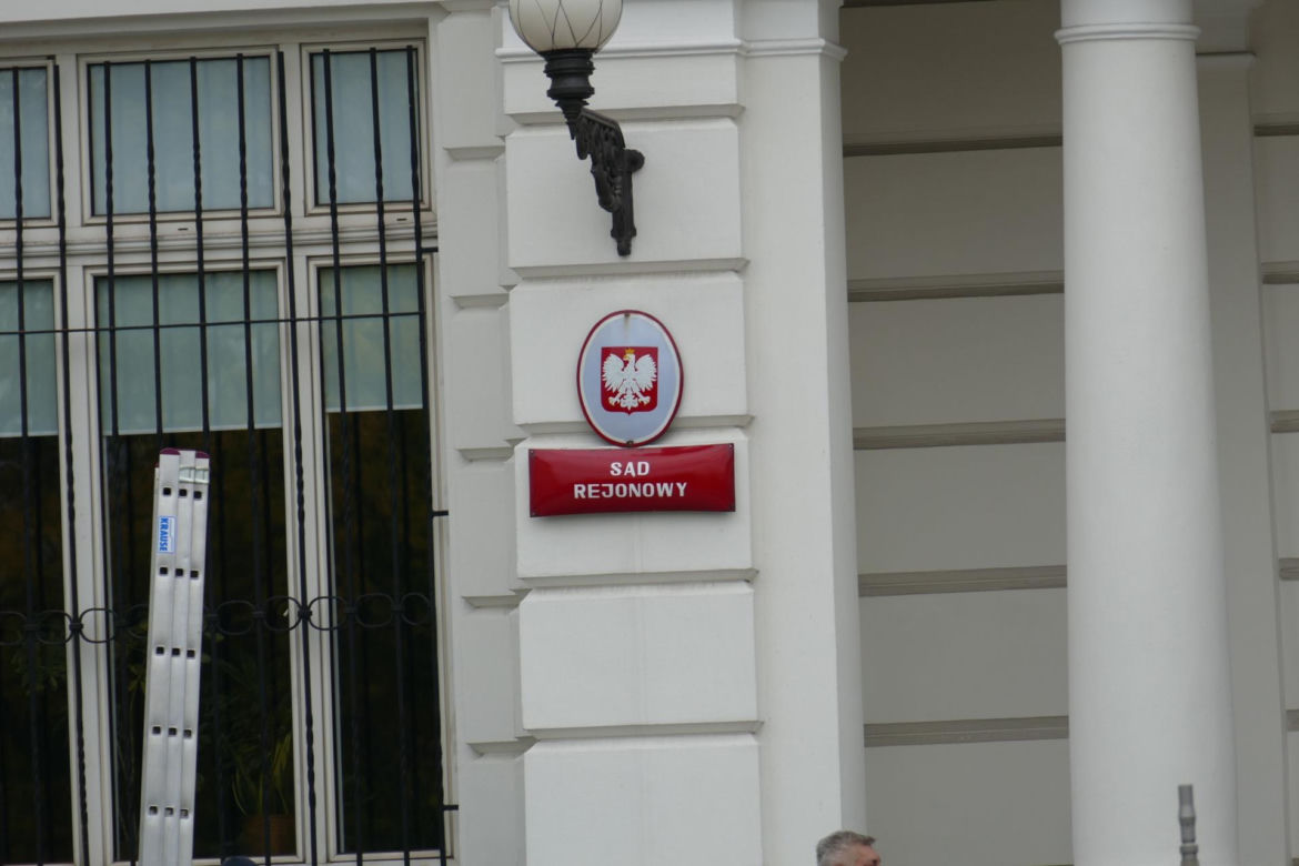 Wójt Rozprzy jechał pijany. Sąd umorzył postępowanie