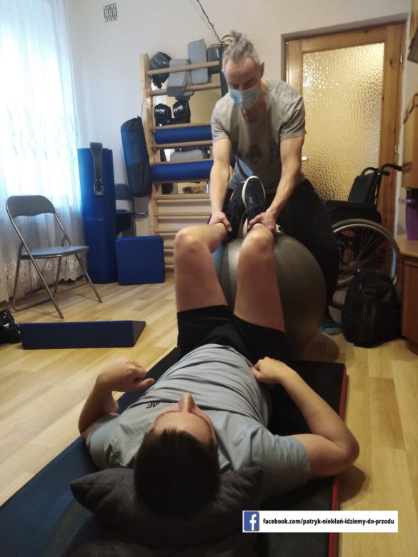 Trwa rehabilitacja Patryka. Każdy może pomóc