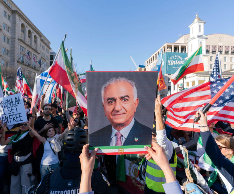 Kończy się Republika Islamska. Syn ostatniego szacha zwrócił się do Irańczyków