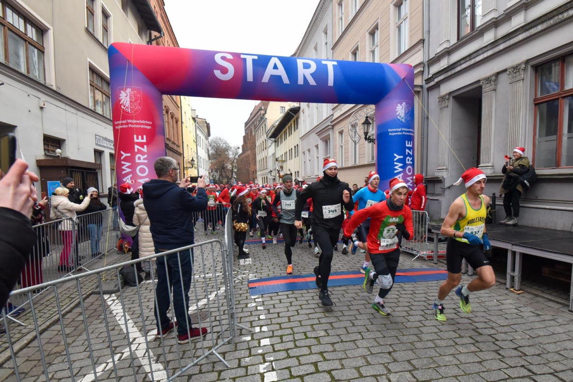 XXII Festiwal Biegów Świętych Mikołajów w Toruniu