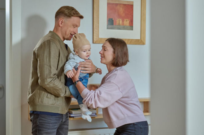 Na Wspólnej odc. 4128. Ania (Sonia Mietielica), Igor (Jakub Wesołowski), Jaś (Kazio Wierzbicki)