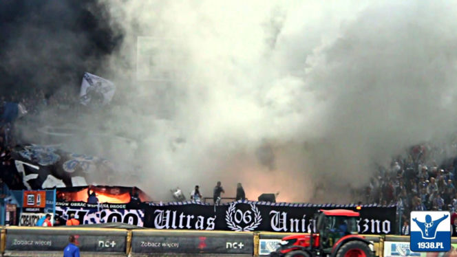 Race na stadionach żużlowych