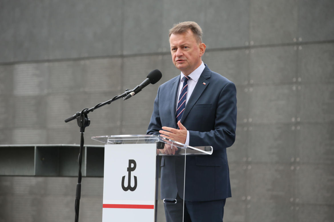 Amerykański generał z powstańcami warszawskimi. Nowy projekt Muzeum Powstania i ambasady USA