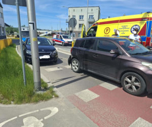 Wypadek na Hutniczej w Starachowicach. Są poszkodowani