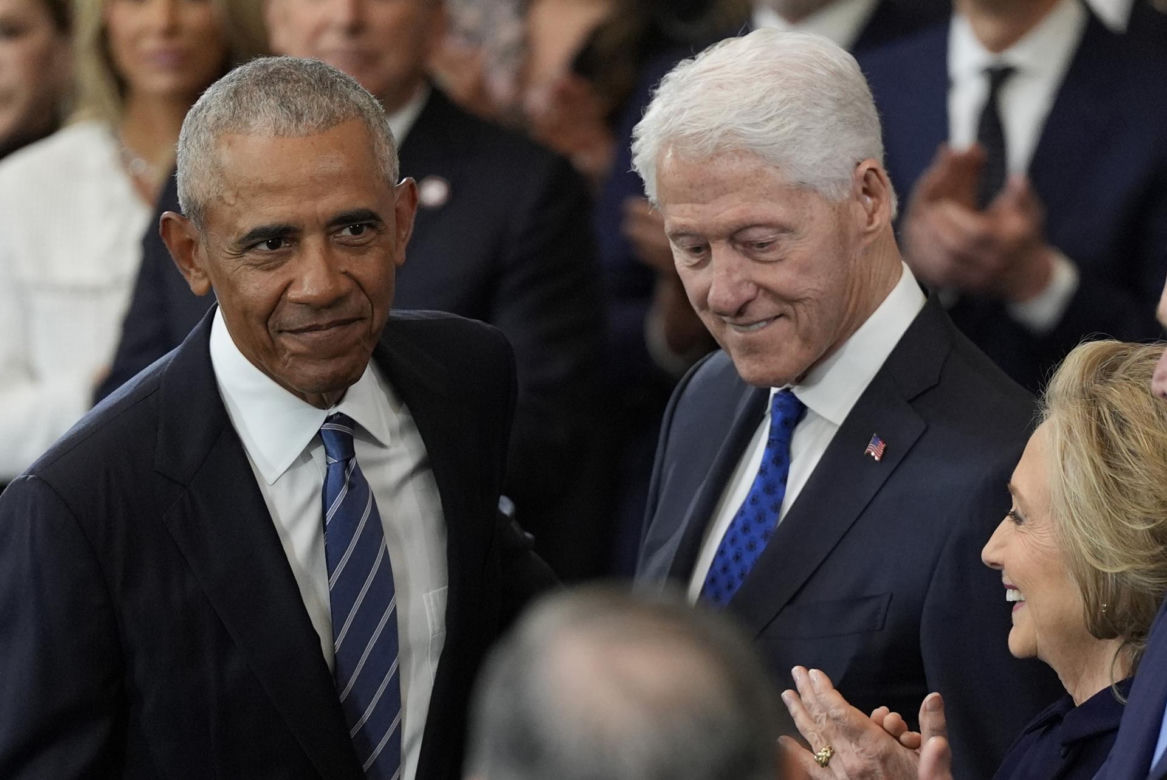 Dopiero teraz pokazali, co zrobiła Hillary Clinton na inauguracji! Zagadkowa sprawa