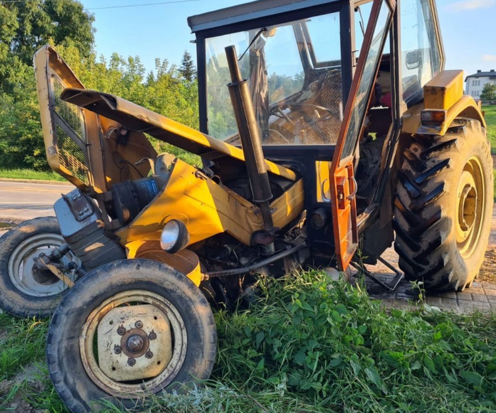 Dzierzkowice: Traktor prawie rozpadł się na pół! Ogromna siła