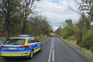 Tragiczny wypadek pod Zawierciem. Toyota uderzyła w drzewo, 47-latek nie miał szans