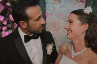 Złoty chłopak, odcinek 249: Noc poślubna Suny przerwana przez bezwzględnego szantażystę