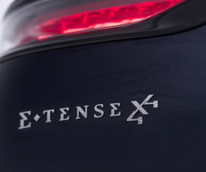 DS 7 Crossback E-Tense 300 4x4 Louvre