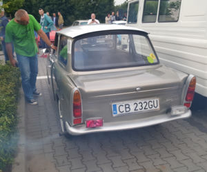 Bydgoskie Klasyki Nocą po raz kolejny oczarowały miłośników zabytkowych aut! [ZDJĘCIA]