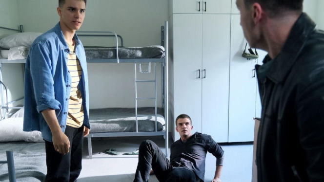 M jak miłość odc. 1898. Mateusz (Rafał Kowalski), Tomek Kubicki (Chris Cugowski), Janek Winiar (Jakub Sirko)