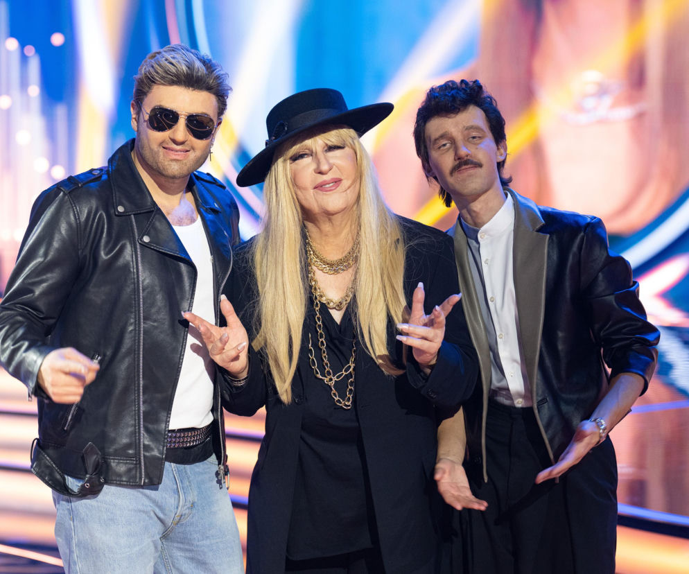 Uczestnicy show Twoja Twarz Brzmi Znajomo ucharakteryzowani na gwiazdy muzyki. O wynikach odcinka przeczytasz w Eska.