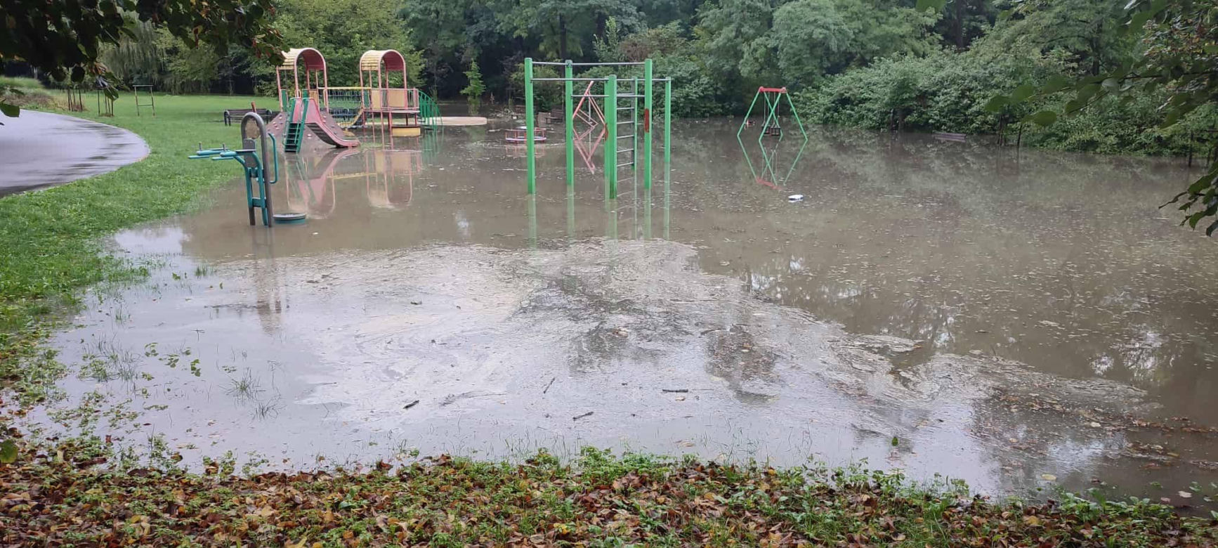 Śląsk pod wodą. Zalania, podtopienia i niemal 500 interwencji straży pożarnej w jeden weekend