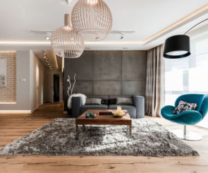 Nowoczesny salon i beton na ścianie
