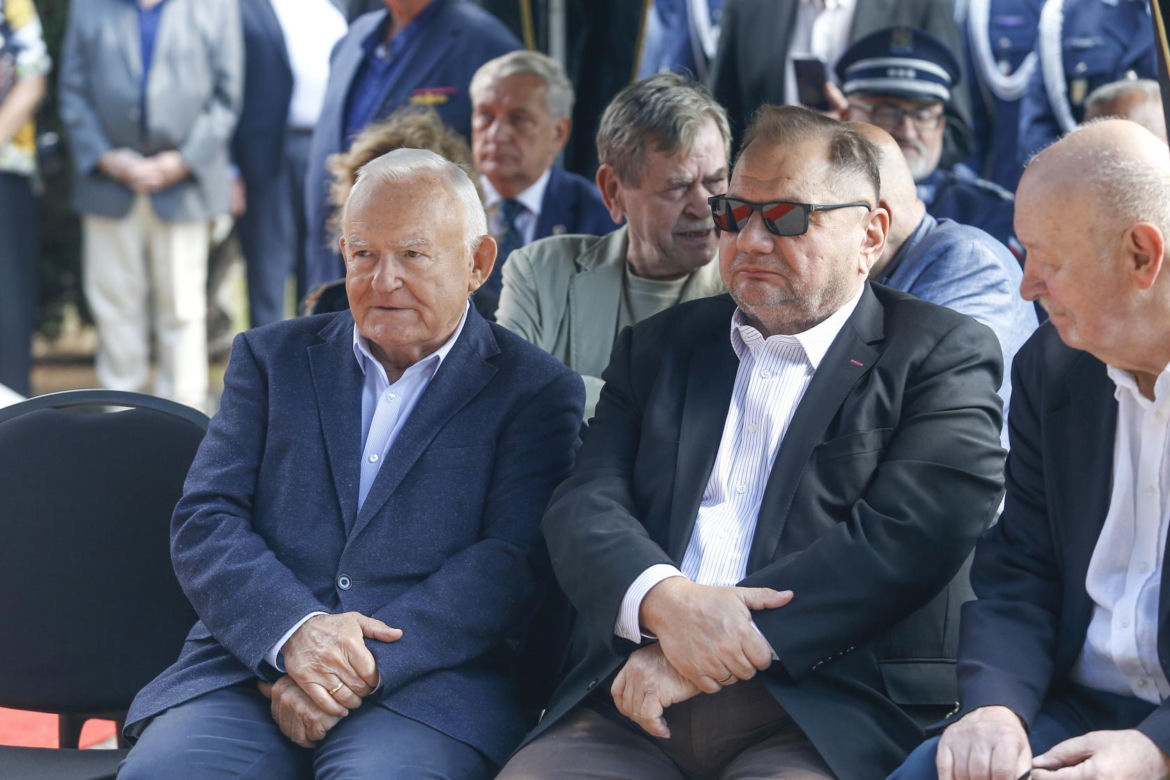 Ostatnie pożegnanie Jerzego Dziewulskiego. Wzruszające sceny na pogrzebie
