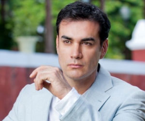OTCHŁAŃ NAMIĘTNOŚCI. Damian (David Zepeda)