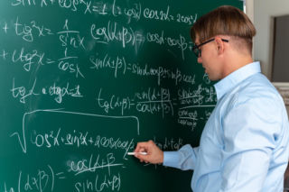 Szybka powtórka z matematyki. Wiesz, ile to jest 81+9×6−9×3=? Na podanie poprawnej odpowiedzi masz 10 sekund