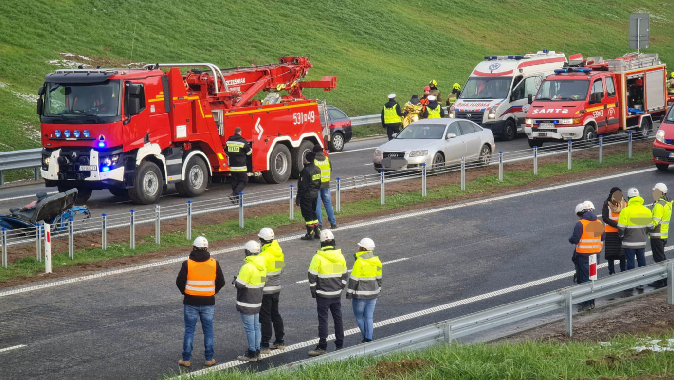 Potężny karambol na S5. Rozbity autobus, Potężna akcja strażaków