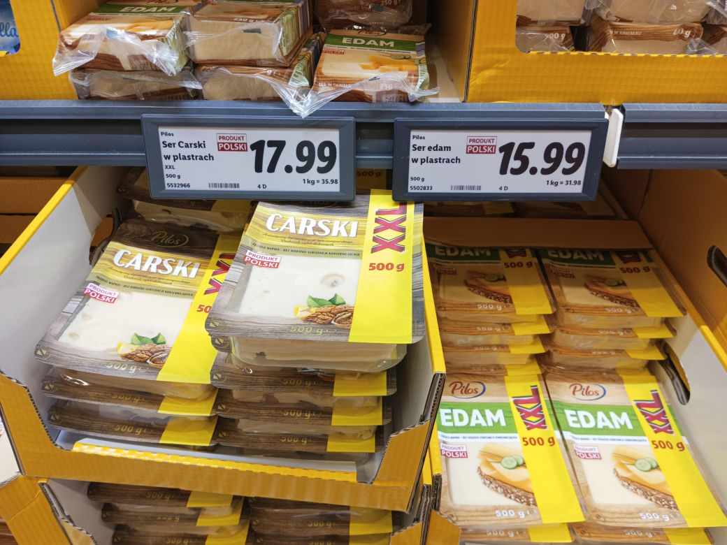 Porównaliśmy ceny w polskim i niemieckim markecie. Gdzie zarobimy tańsze zakupy na Wielkanoc? 