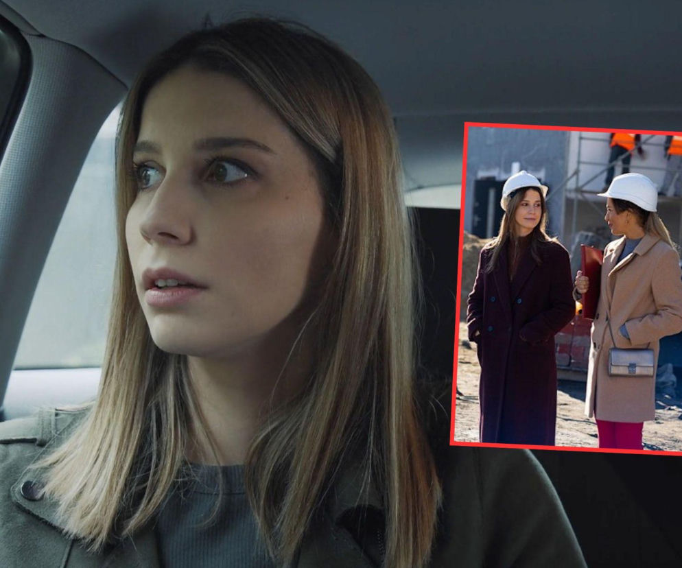 Kalina Korzeniowska siedząca w samochodzie z zaniepokojoną miną, obok ujęcie z serialu Pierwsza miłość, gdzie w kaskach na budowie są Kalina i Sandra. Artykuł na Super Seriale opisuje dramatyczną sytuację Kaliny, która zostaje niesłusznie oskarżona o katastrofę, podczas gdy Sandra zniknęła.