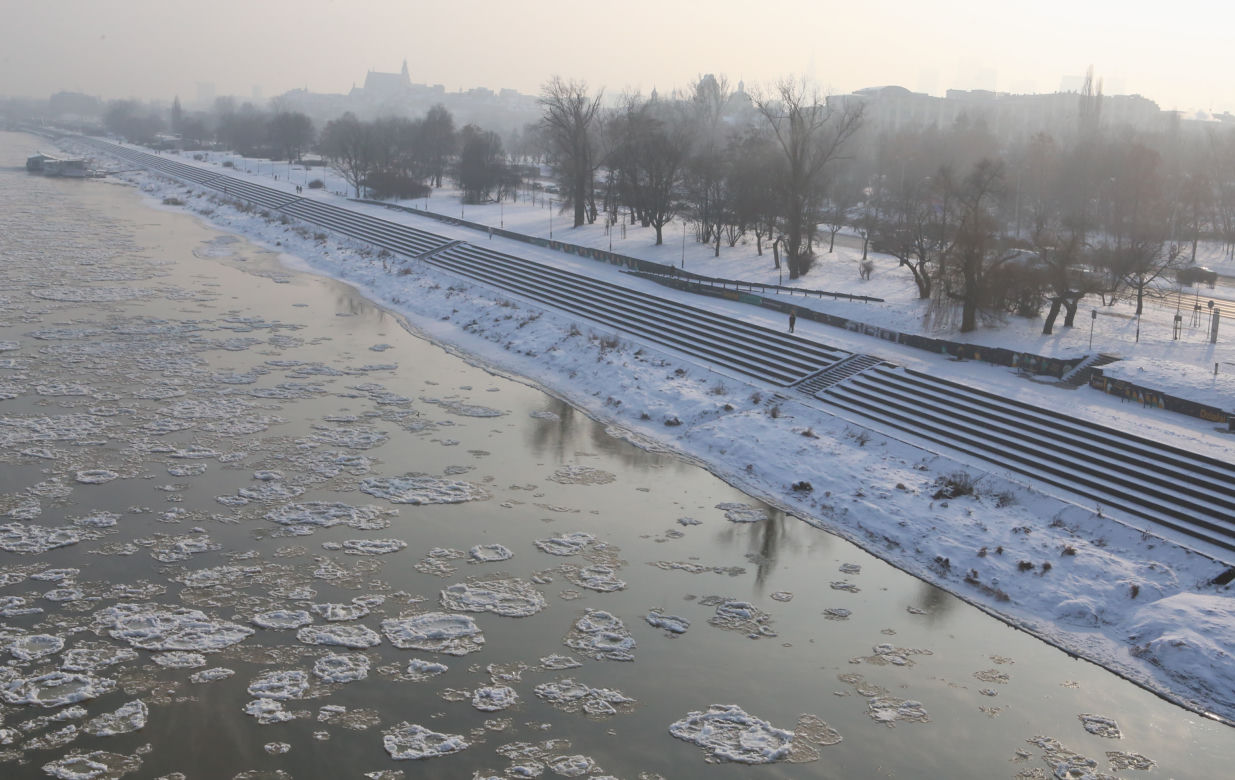 Wisła w Warszawie zaczęła zamarzać