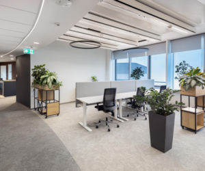 Biura Mercedes-Benz na warszawskich Włochach.