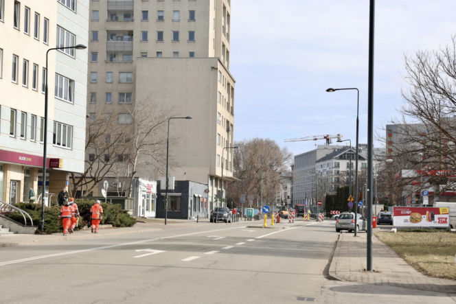 Ulica Leszno w Warszawie, choć zmieniała nazwy, dla pokolenia wojennego pozostała symbolem tragicznych wydarzeń