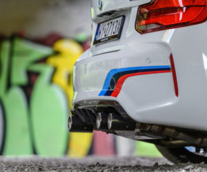 BMW M2 z częściami M Performance