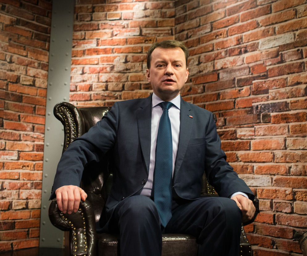 Sąsiedzi Błaszczaka boją się wielkiej Warszawy