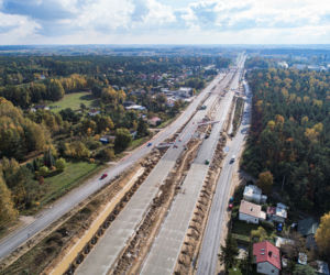 Tak powstaje droga S7 z Warszawy do Grójca