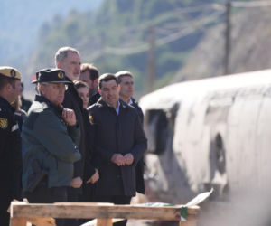 Czwarta katastrofa kolejowa w Hiszpanii! Pociąg uderzył w dźwig