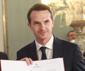 Emerycie! Oto posłowie, którzy nie chcieli dać Ci 14. emerytury