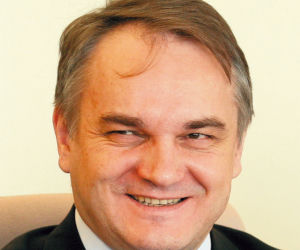 Waldemar Pawlak (51 l.)