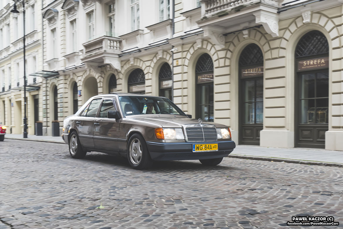 Youngtimer Warsaw fotoSPOT 2020 vol.1