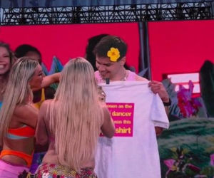 Radny z Konina na scenie z Zara Larsson