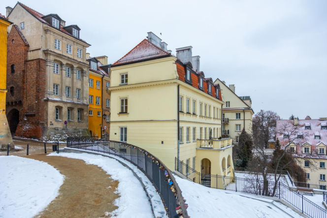 Dom Profesorów na ul. Brzozowej w Warszawie
