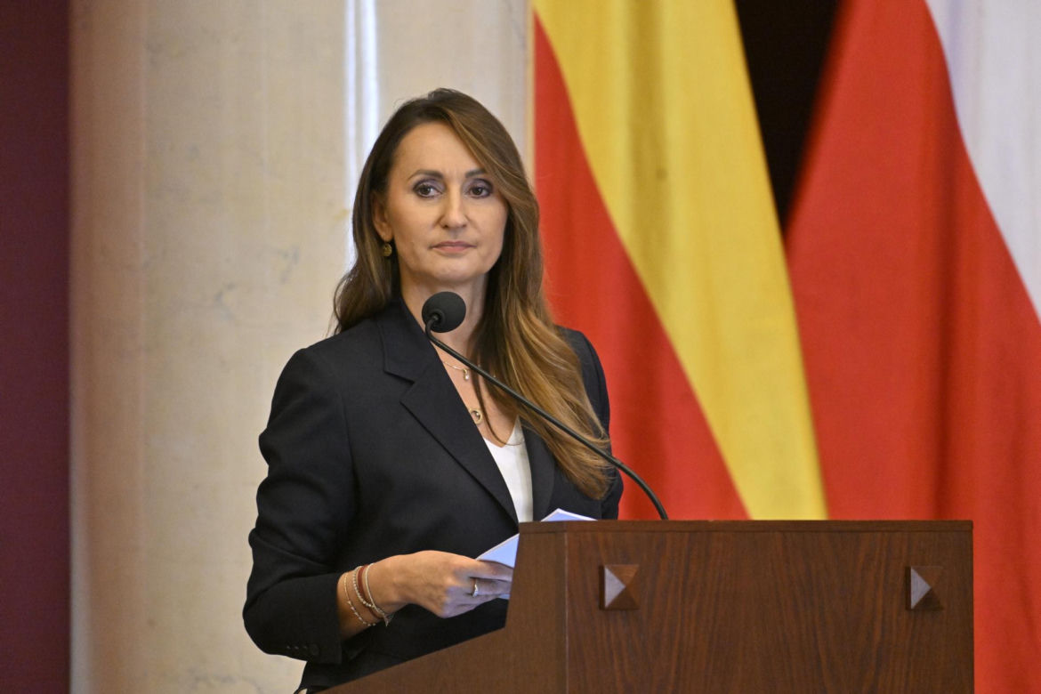 Wotum zaufania i absolutorium dla prezydenta Rafała Trzaskowskiego