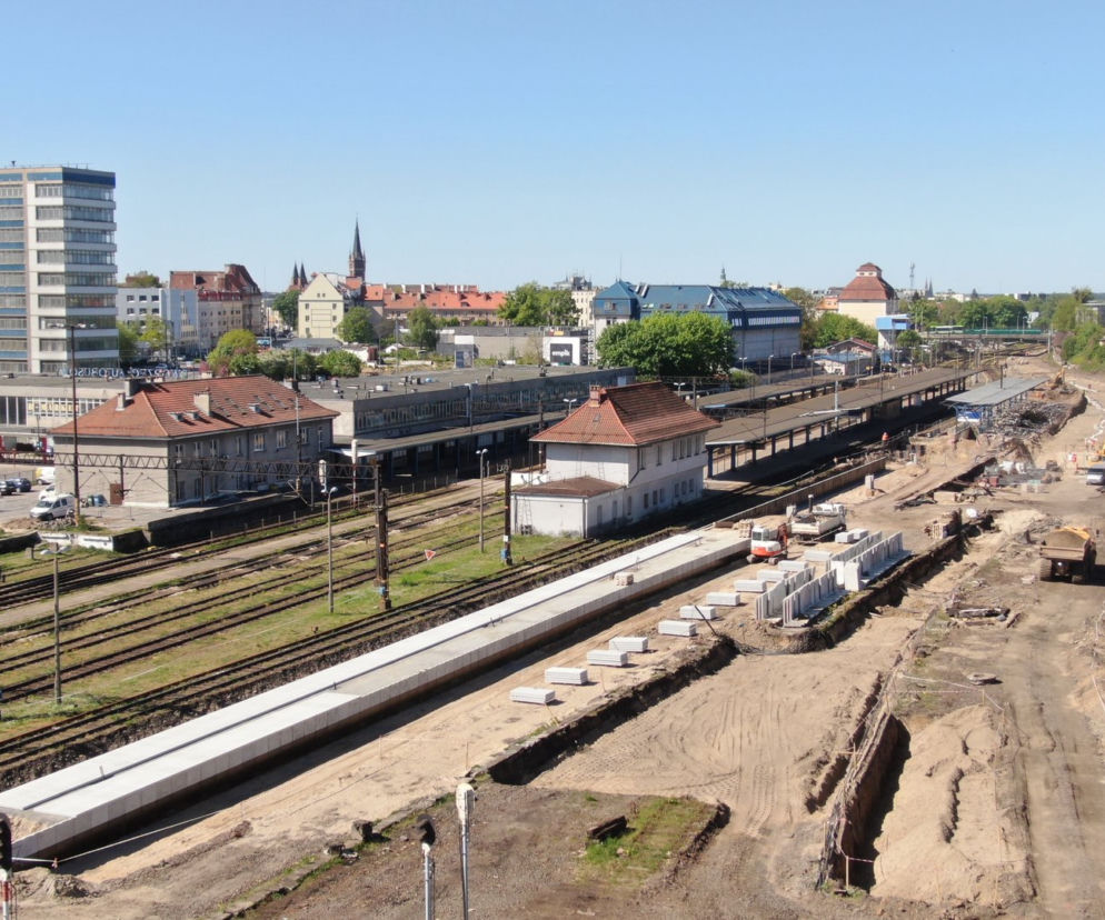 Intensywne prace na stacji Olstzyn Główny. 