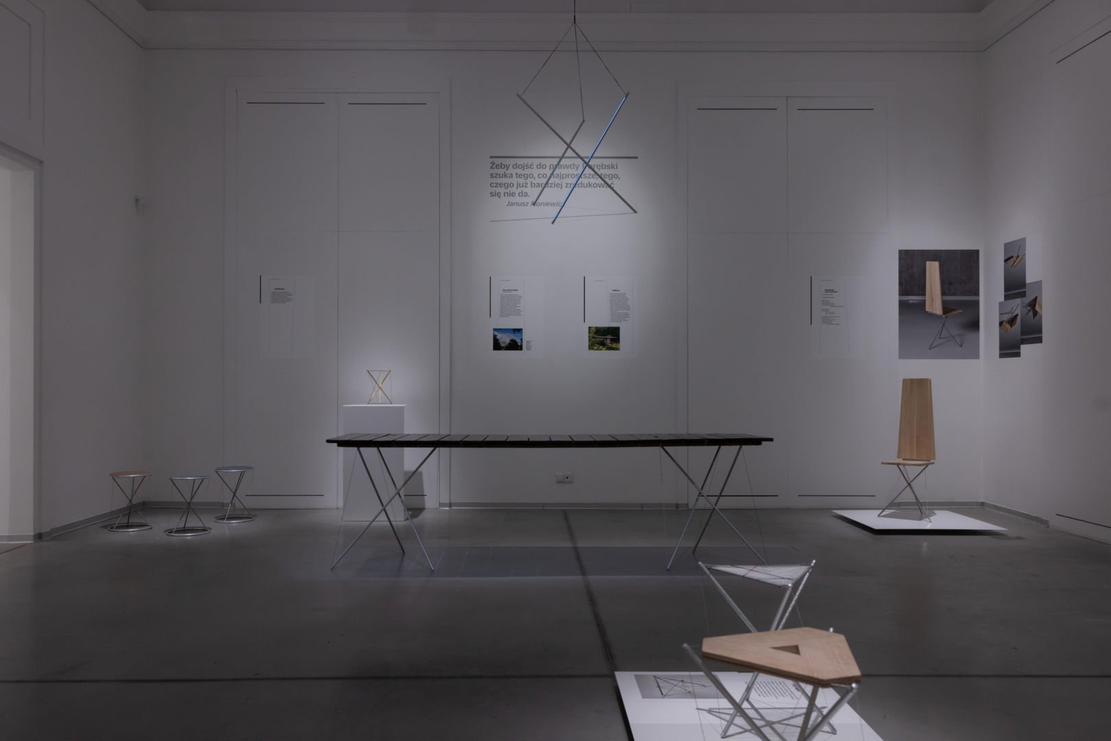 Wystawa Jerzego Porębskiego w Salonie Akademii: „I cóż z tego, że świat wisi na włosku?”