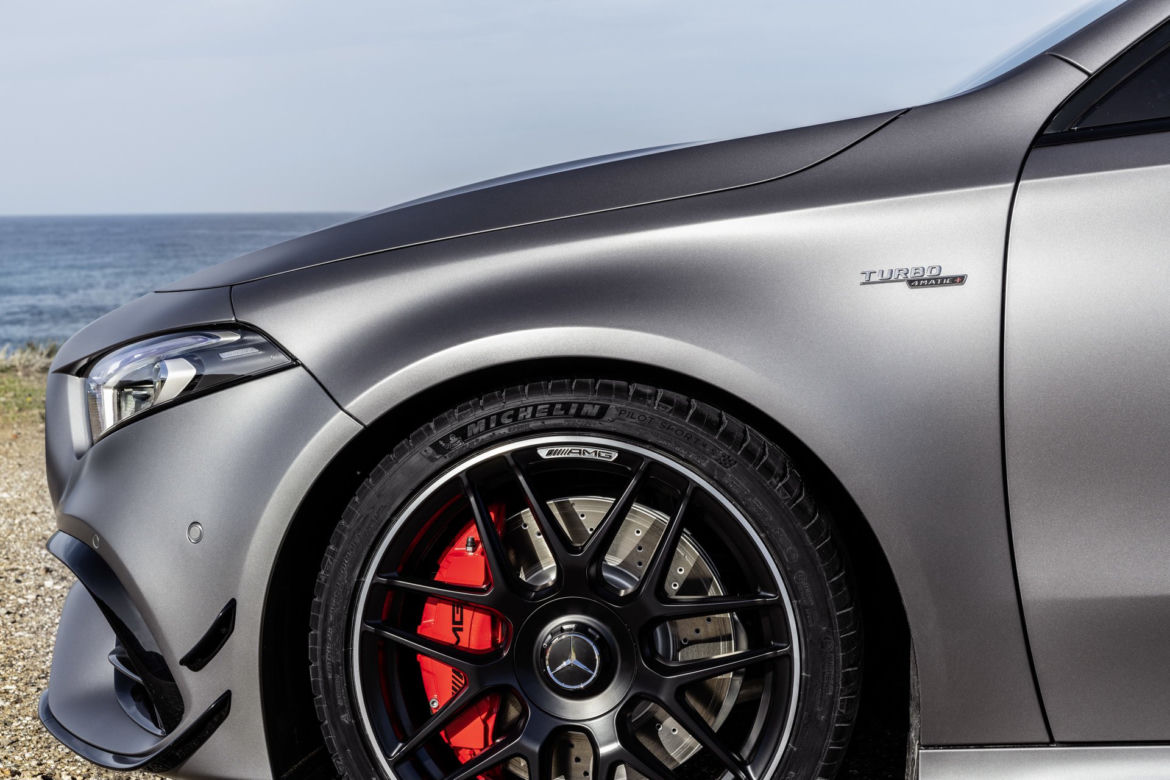 Mercedes A45 AMG i CLA 45 AMG