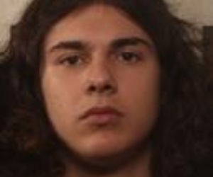 Wyglądają jak uczniowie, a ściga ich policja. Najmłodsi poszukiwani z Małopolski