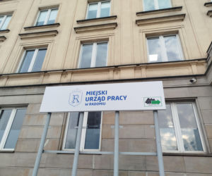 Osoby bezrobotne z Radomia nie muszą przychodzić same do Miejskiego Urzędu Pracy. Dostaną informacje, kiedy mają się zgłosić. 