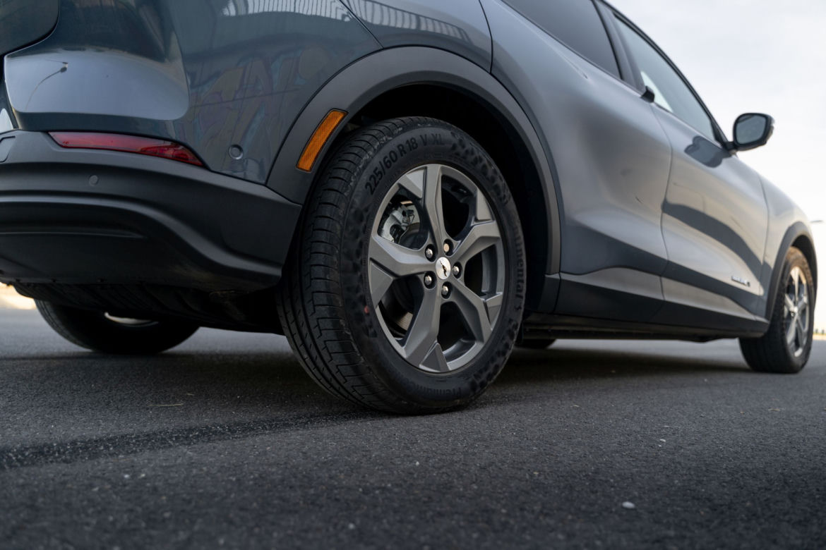 Ford Mustang Mach-E AWD