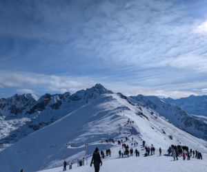 Kasprowy Wierch tonie w turystach