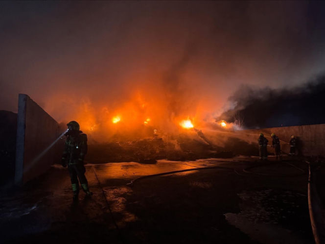 Pożar w zakładzie utylizacji opon w Rożentalu