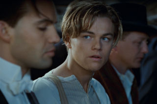 Najsłynniejsza kwestia z Titanica to efekt desperacji na planie. Sam DiCaprio nie chciał jej wypowiedzieć 