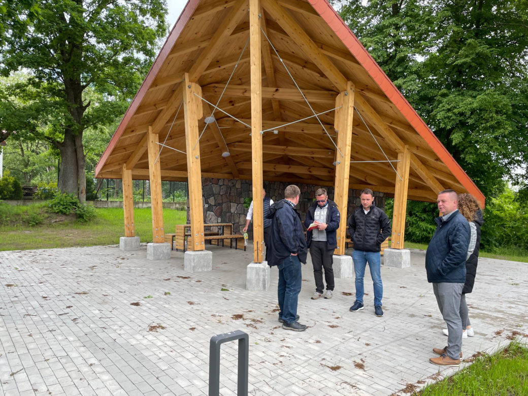 Nowa wieża widokowa w Krzyżach. Z panoramą jeziora Nidzickiego [ZDJĘCIA]