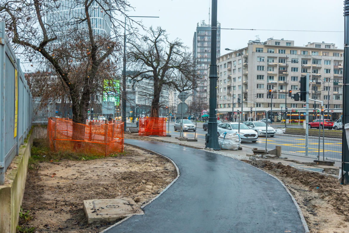 Budowa tramwaju na Rakowieckiej w Warszawie w styczniu 2025 r.