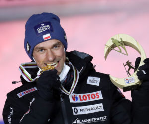 O KTÓREJ GODZINIE SKOKI dzisiaj 5.03 MŚ Oberstdorf piątek Skoki narciarskie dzisiaj O KTÓREJ GODZINIE 5 marca